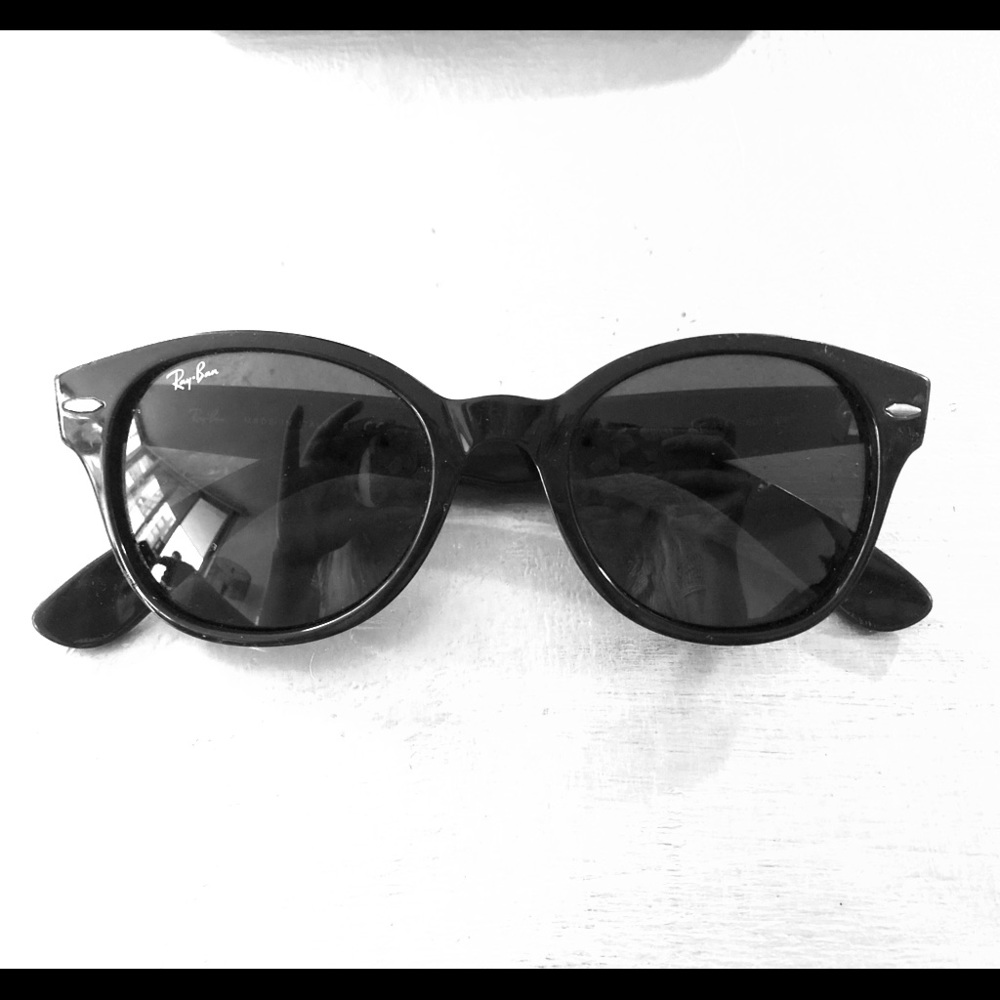 Ray-Ban 4141 Round Sunglasses